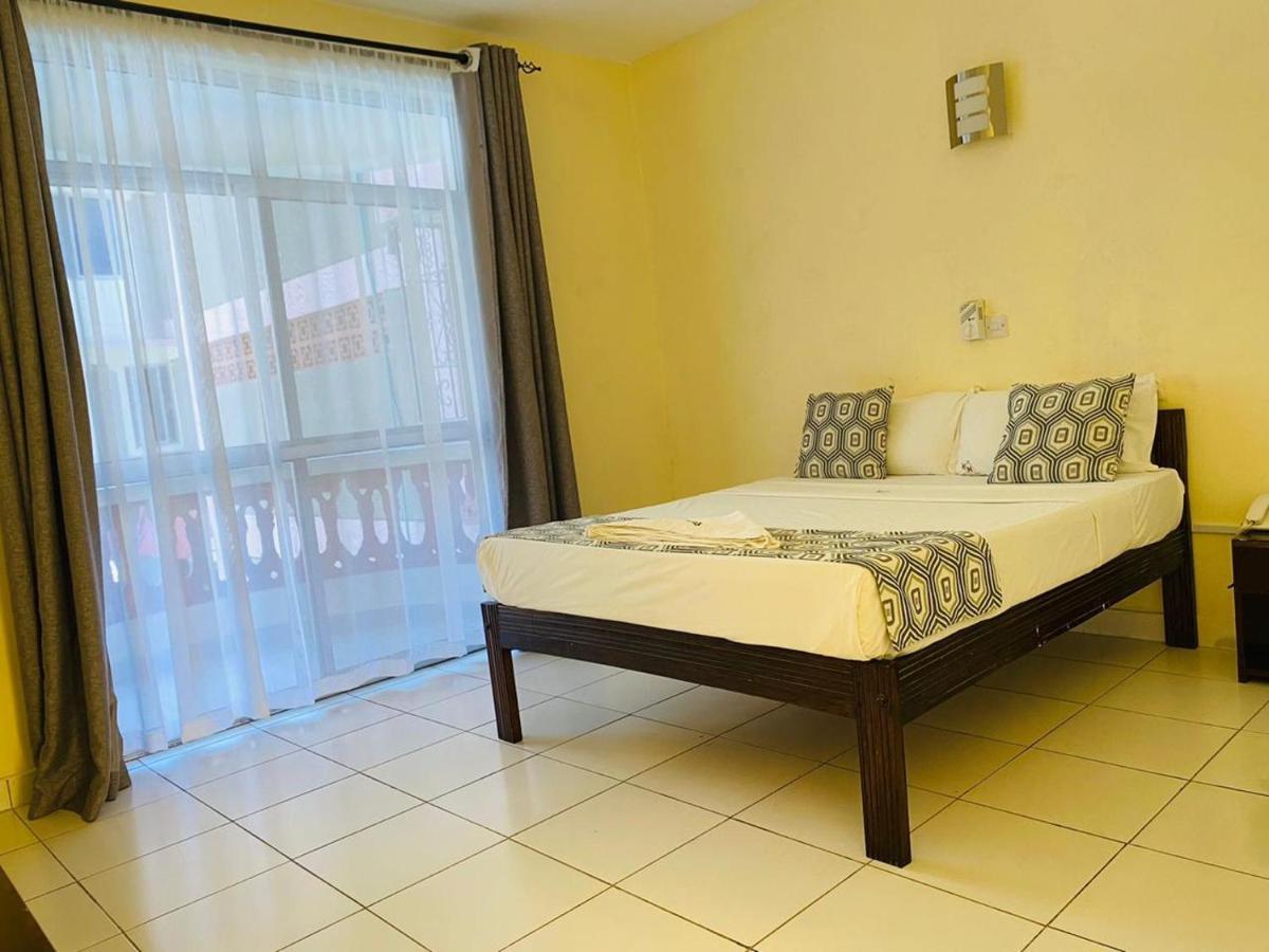 Merry Villa Hotel & Apartments 몸바사 외부 사진