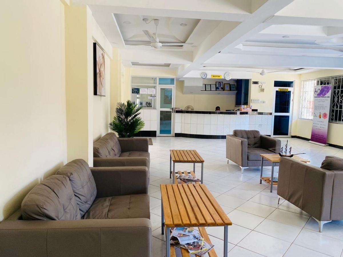 Merry Villa Hotel & Apartments 몸바사 외부 사진
