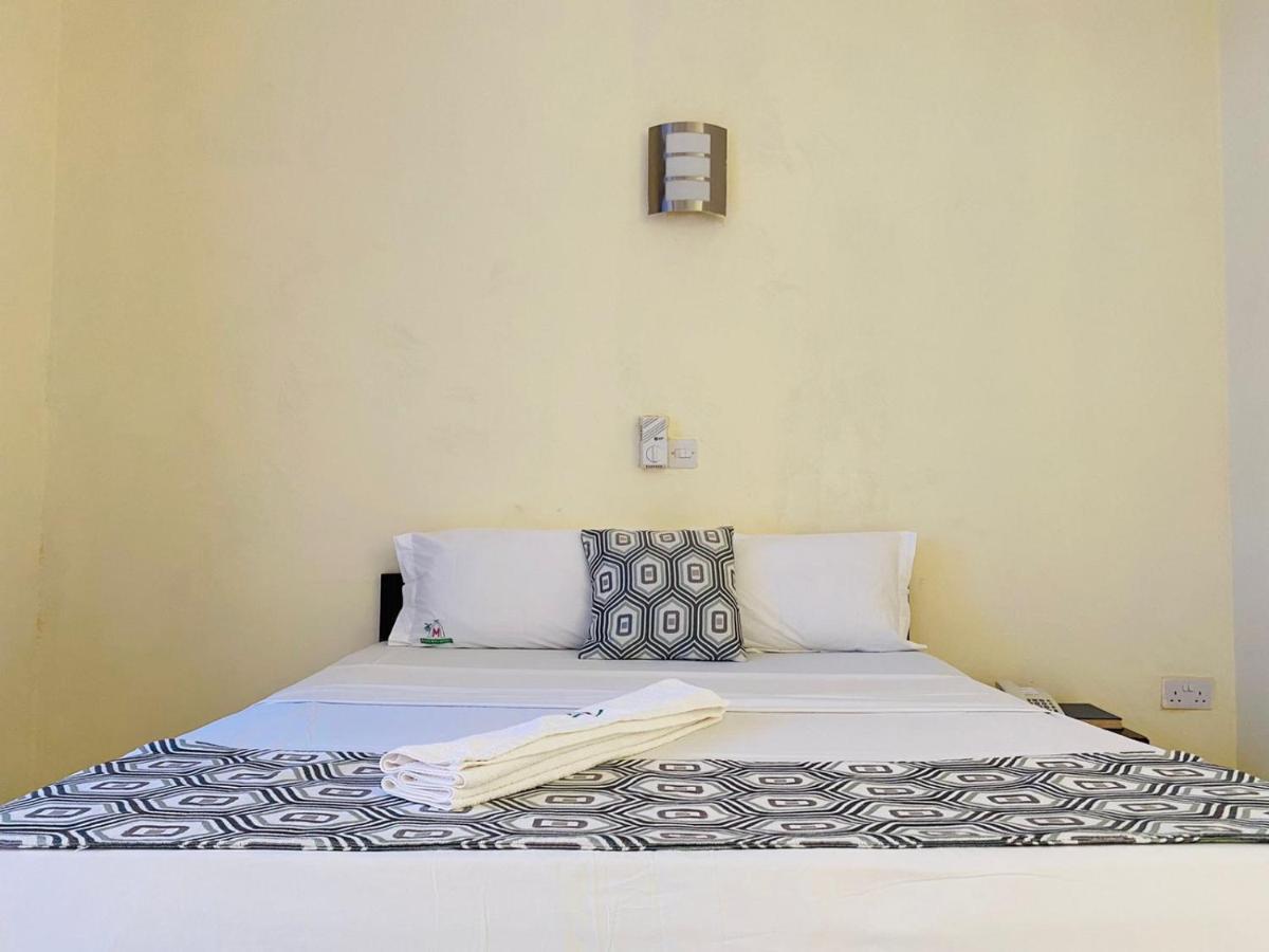 Merry Villa Hotel & Apartments 몸바사 외부 사진