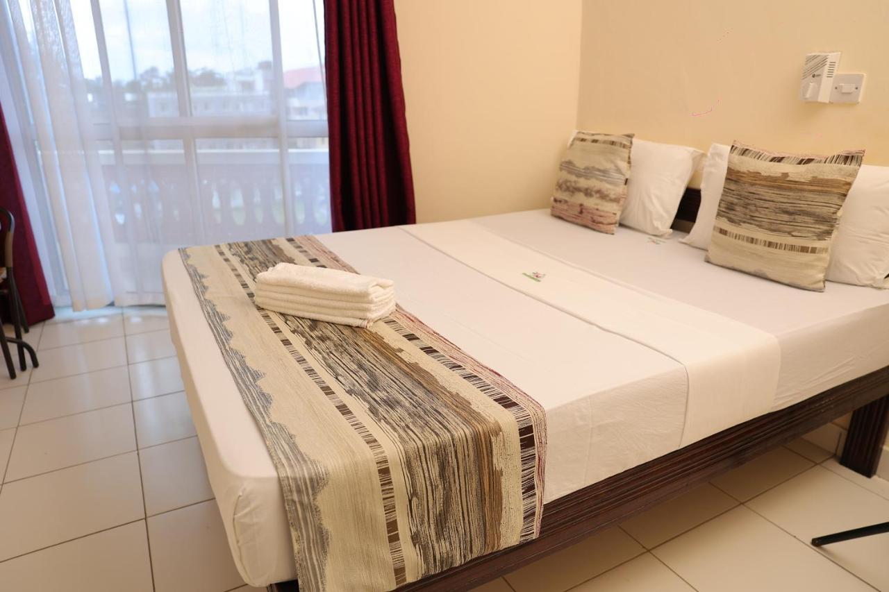 Merry Villa Hotel & Apartments 몸바사 외부 사진